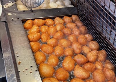 Kermisattractie: Oliebollen bestellen Amsterdam