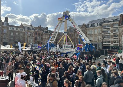 Kermisattractie: Slingeren Attractie Huren