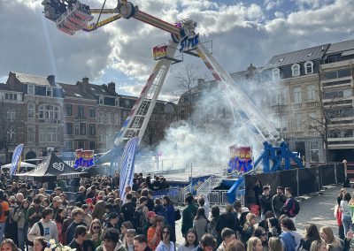 Kermisattractie: Schommel Attractie Huren