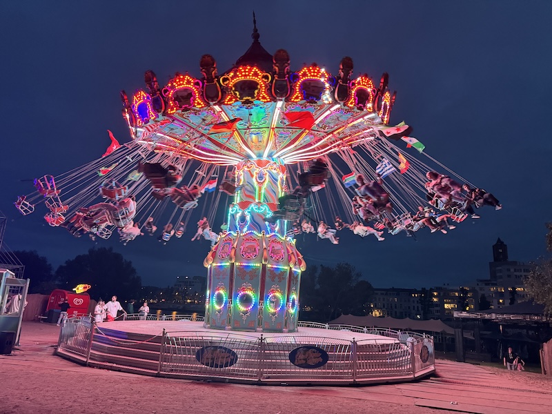 WellenfliegerKermisattractie: Festival Attractie Huren Kermisattractie: Festival Attractie Huren